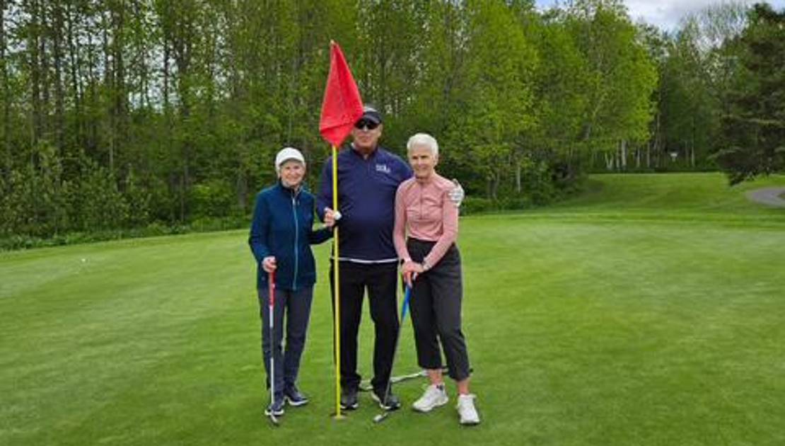 Trois trous d’un coup à Saint-Jean-Port-Joli Exploit de Michel Gagnon. (Photo de courtoisie)