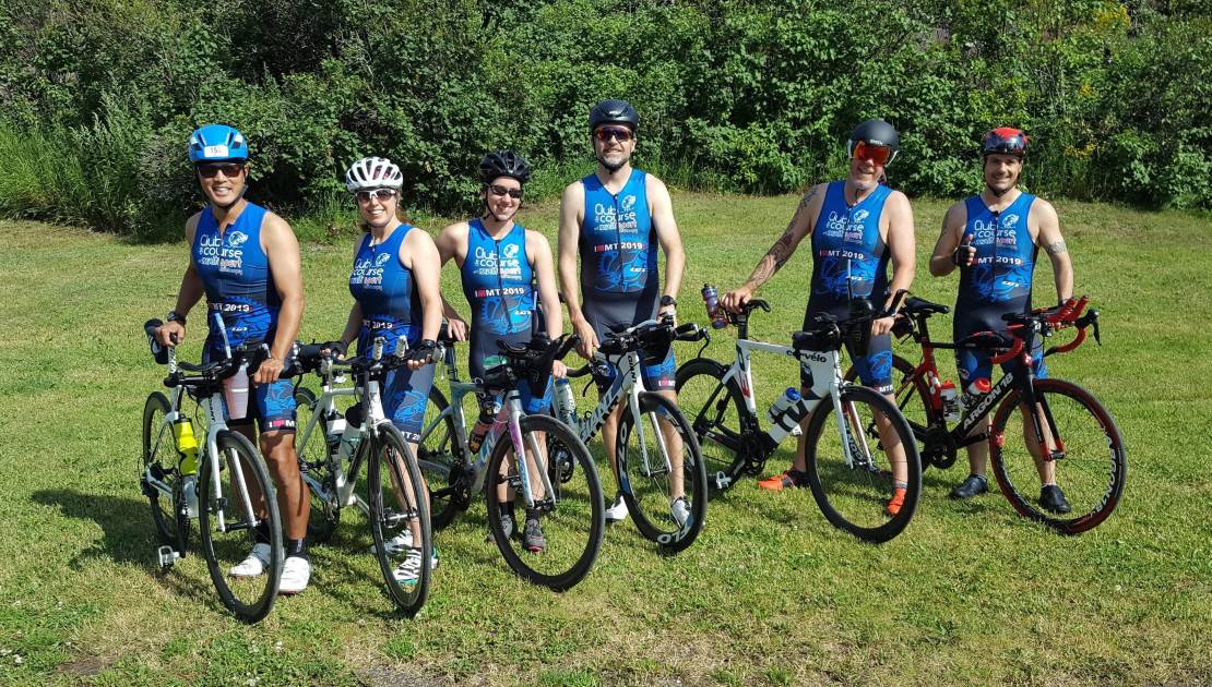 Cinq nouveaux IRONMAN dans la région De gauche à droite: Phong Bui, Hélaine Baillargeon, Mélanie Proulx, François Dussault-Thériault, Réjean Lachance et Emmanuel Guay.