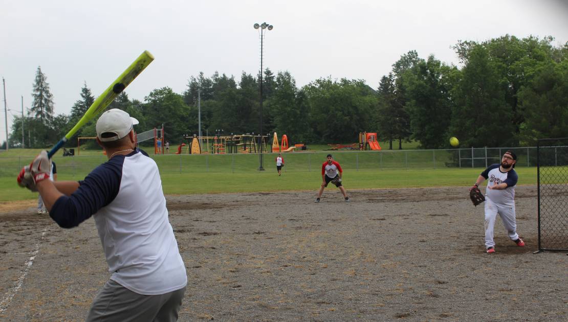 6 300$ pour Leucan grâce au Mini Tournoi Rébecca Ruel 6 300$ pour Leucan grâce au Mini Tournoi Rébecca Ruel