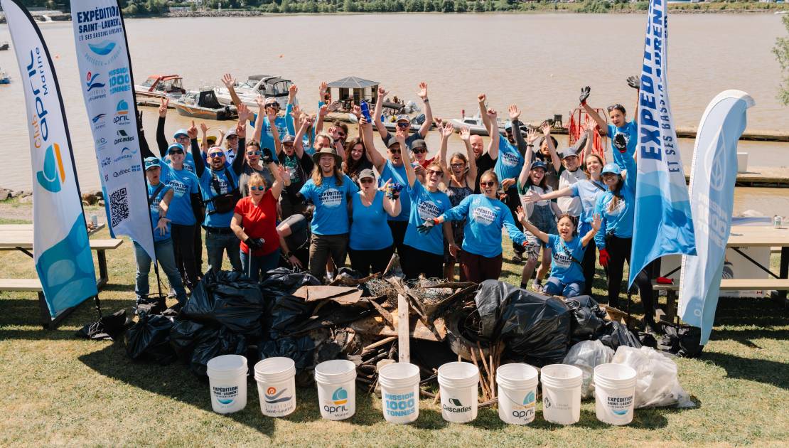 Près de 1 500 lb de déchets retirées des berges à Montmagny Photo : Yanick Lesperance - Expédition Saint-Laurent.