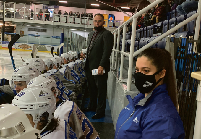 Enfin de vraies séries à venir dans le junior AAA Bruno Guay, un entraîneur heureux de renouer avec l’action.