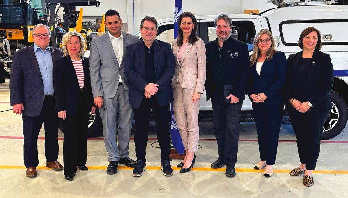 Plusieurs millions investis pour des travaux routiers dans Montmagny-L’Islet Image prise lors de l’annonce. (Photo: Facebook Geneviève Guilbault)