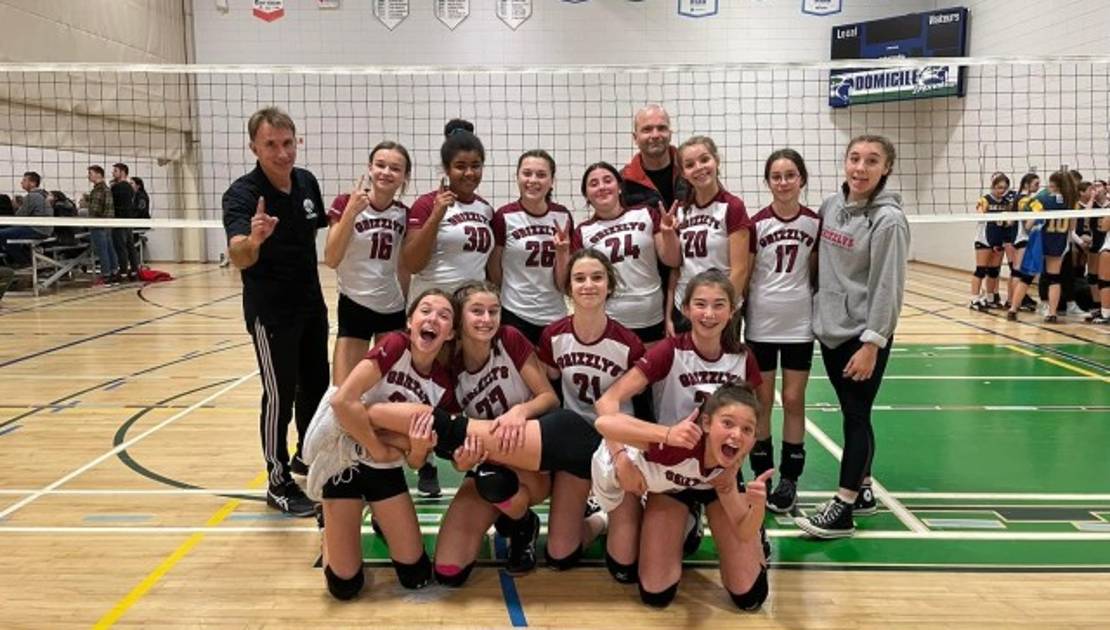 Un succès pour le tournoi de volley-ball au parc Saint-Nicolas Classe B (photo de courtoisie)
