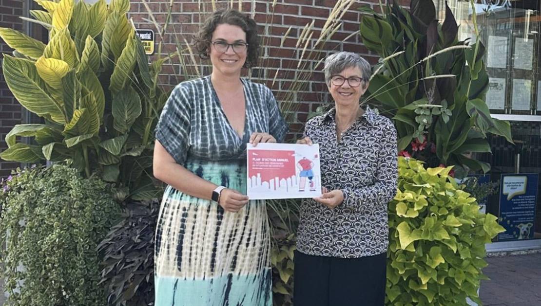 Personnes en situation de handicap : Montmagny adopte son premier plan d’action Gabrielle Brisebois et Mireille Thibault, élues porteuses du dossier pour le conseil municipal. Photo de courtoisie.