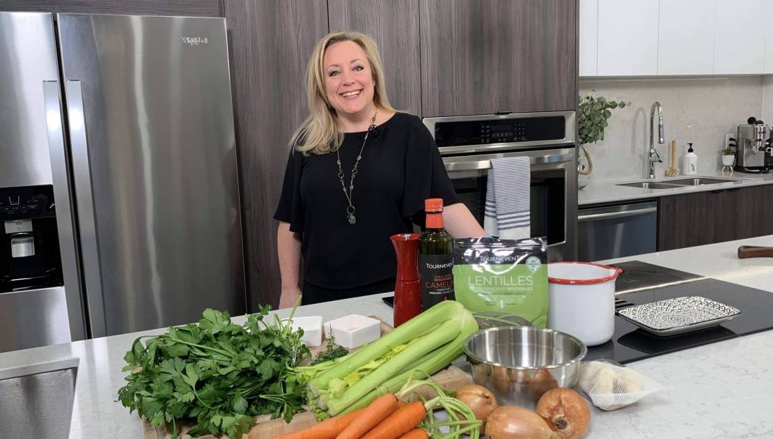 Nouvelle émission culinaire à NousTV : Quand le Québec nous rassemble! Dorothée L’épicurienne (crédit : Cogeco Communications).