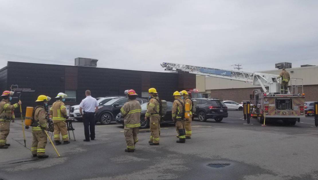 Plus de peur que de mal à la Clinique dentaire Montmagny Les pompiers devant la clinique vers 12h.