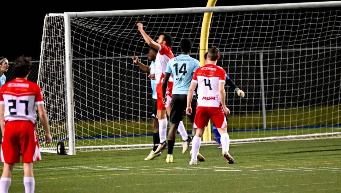 Le Montel s’éclate sur la route et signe une 14e victoire en autant de matchs Crédit photo : Yannick David.