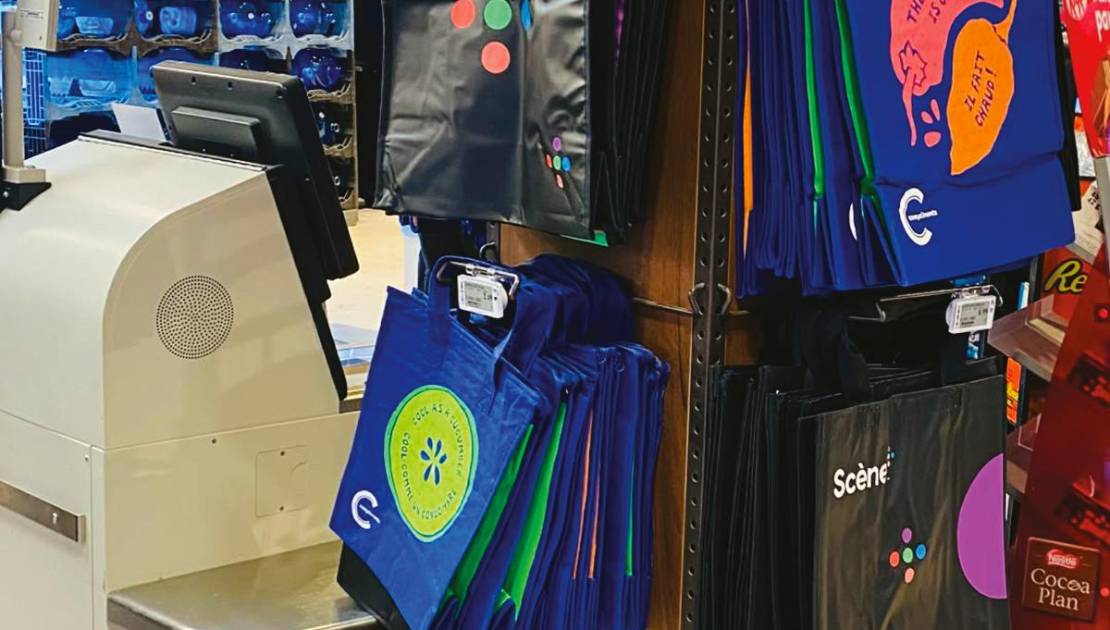 Le Magasin Co-op encourage les gens à apporter leurs sacs réutilisables. (Photo de courtoisie)