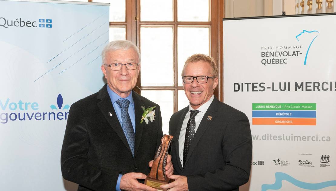 M. Marc-André Rioux a reçu le prix Hommage bénévolat-Québec des mains du ministre Jean Boulet (photos: Jean-François Gravel).