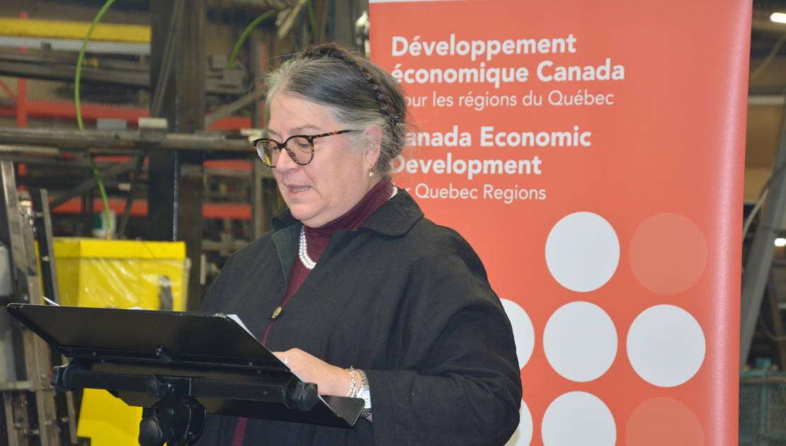 La ministre Diane Lebouthillier était à Montmagny pour annoncer une aide financière à l'entreprise K-Trail.