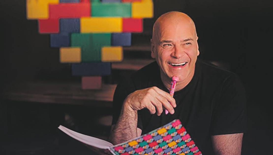 L’humoriste Daniel Grenier avec son spectacle en rodage intitulé Cœur d’enfant. Crédit photo : La Vitrine.