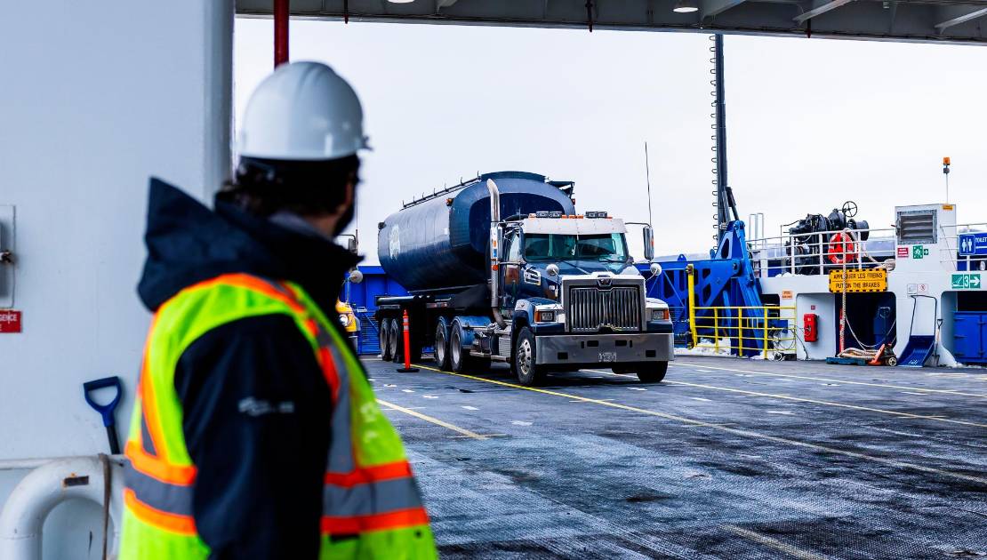 Des vivres de toute sorte ont été transportées. Crédit photo : STQ.