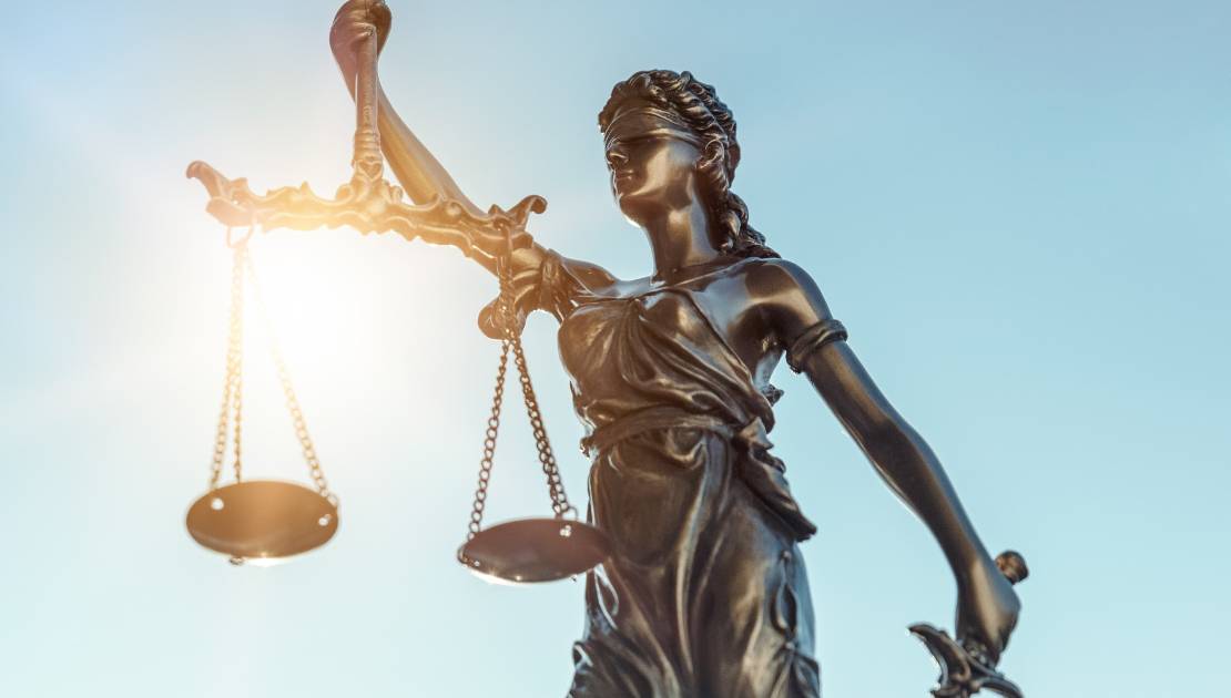 Absolution conditionnelle pour avoir harcelé son voisin
