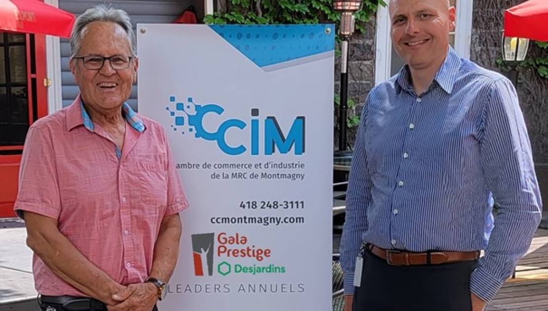 Jean-Guy Boulet, président de la CCIM et Bruno Fournier, directeur de Desjardins Entreprises. Crédit photo: CCIM.