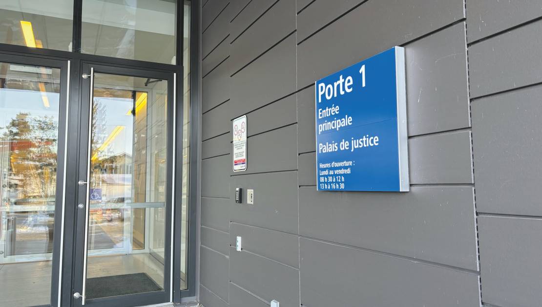 M. Pierre a comparu au palais de justice de Montmagny. (Photo: Katy Desjardins)