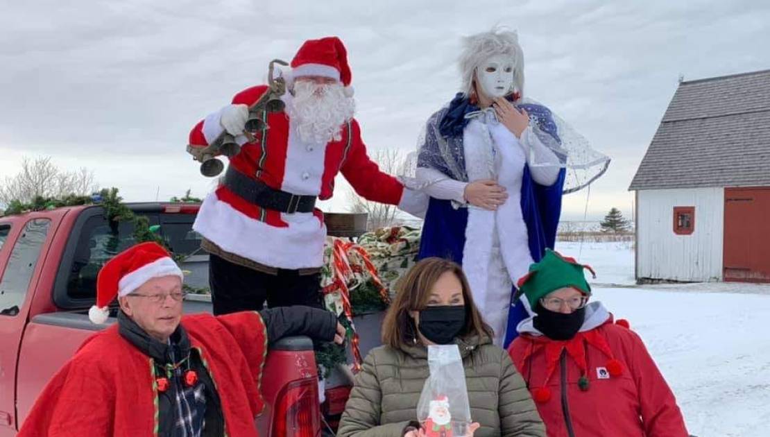 Une parade de Noël pour les insulaires