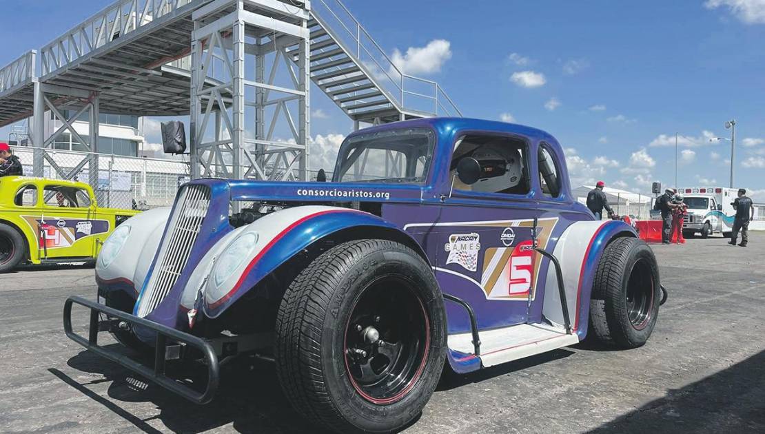 La voiture avec laquelle Sonny Roy a relevé l’épreuve. (Photos de courtoisie)