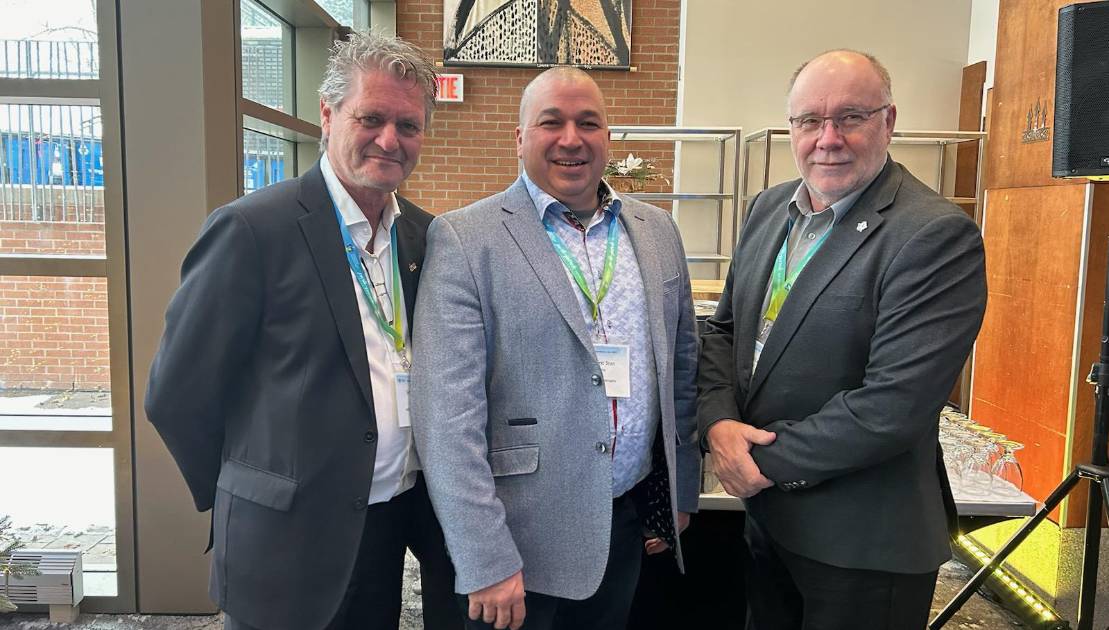 Les préfets Sylvain Roy, Frédéric Jean et Normand Caron. (Photo de courtoisie)