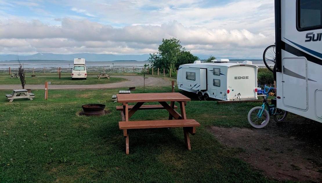 Le camping Pointes-au-Oies offre une très belle vue sur la mer. (Crédit photo : Tripadvisor).