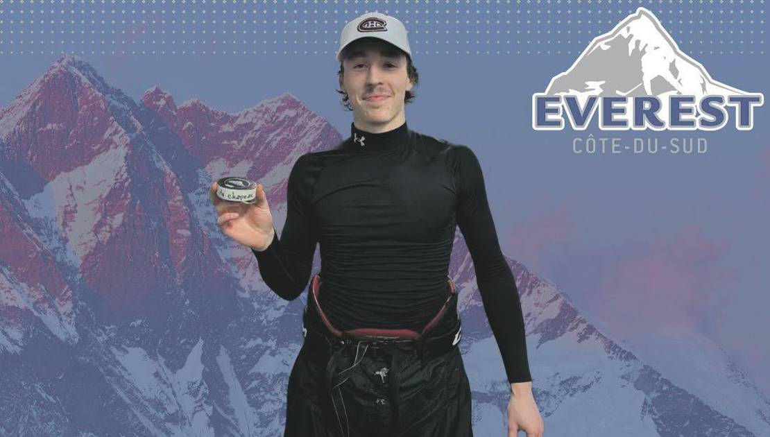 L’attaquant vétéran de l’Everest, Xavier Fournier, a fait un tour du chapeau dans la partie de samedi à Rivière-du-Loup. Crédit photo : Everest de la Côte-du-Sud.