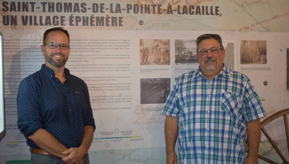 Patrick Morency, coordonnateur des activités culturelles et patrimoniales à la Ville de Montmagny, et Richard Lavoie, ethnologue.