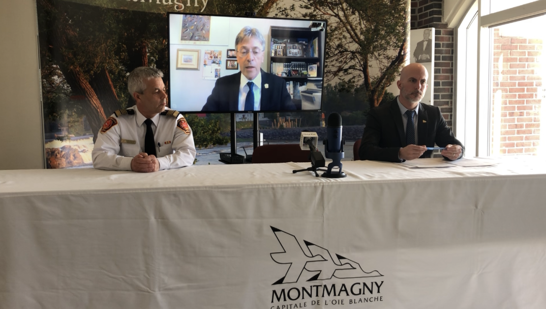 Dans l'ordre habituelle: Pierre Boucher, directeur de la sécurité civile et des incendies, Rémy Langevin, maire de Montmagny et Félix Michaud, directeur général.