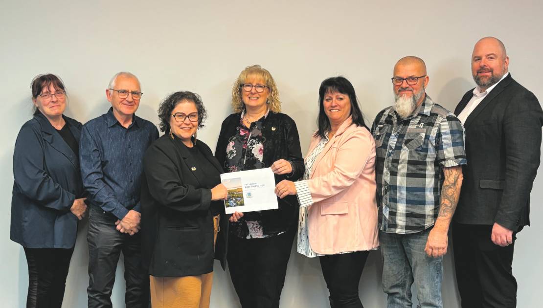 Le conseil municipal de Cap-Saint-Ignace. (Photo de courtoisie)