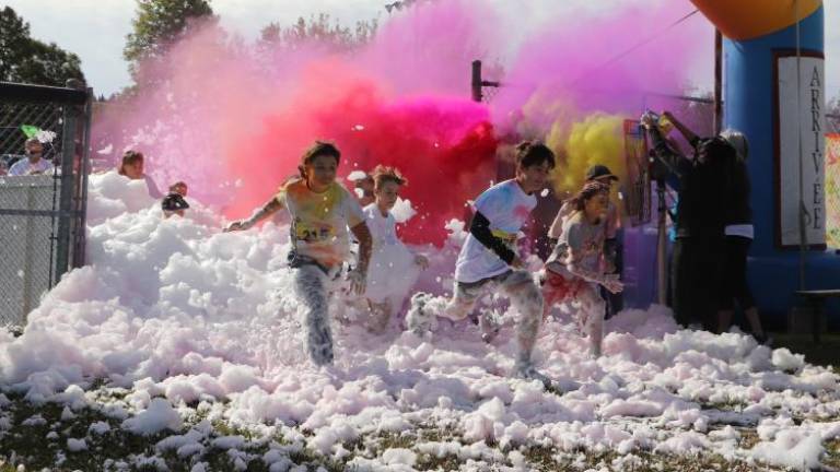 Course aux couleurs du Sud : Plus de 200 coureurs colorés