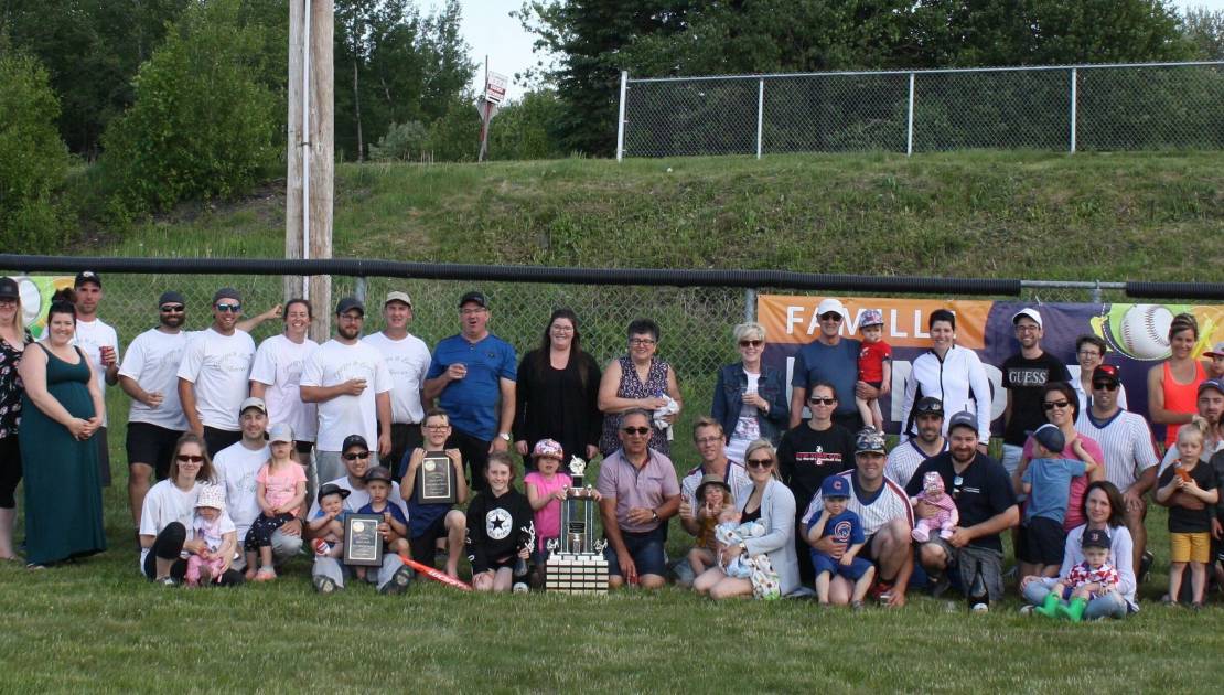 Les Landry l’emportent au tournoi de balle familial à Notre-Dame-du-Rosaire