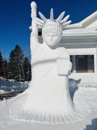 La sculpture gagnante. (Photo de courtoisie)