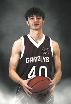 Ludovick Dorval-Caron a évolué avec les Grizzlys de l’École secondaire Louis-Jacques Casault. Photo de courtoisie.