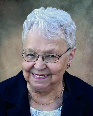 Madame Denise Desjardins 1936 - 2025