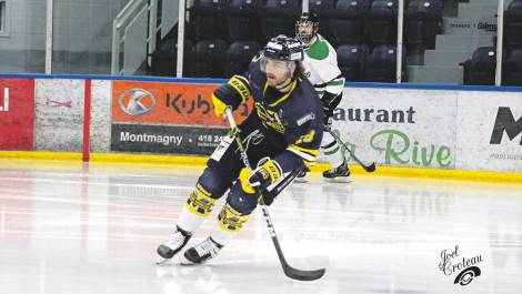 Étienne Blais a inscrit un doublé contre le Giovannina de Sainte-Marie. Crédit photo : Joel Croteau.