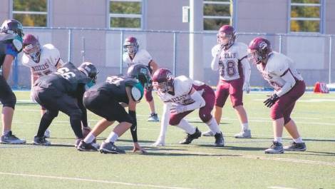 L’équipe des Grizzlys Benjamins en action contre les Montagnards de Thetford. Photo de courtoisie.