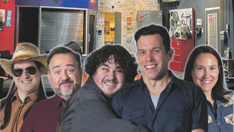 La distribution de la pièce Voleurs d’occasion: Sébastien Dorval, Pierre-Yves Charbonneau, Samuel Bouchard, Jocelyn Paré, Nathalie Séguin. Photo de courtoisie.