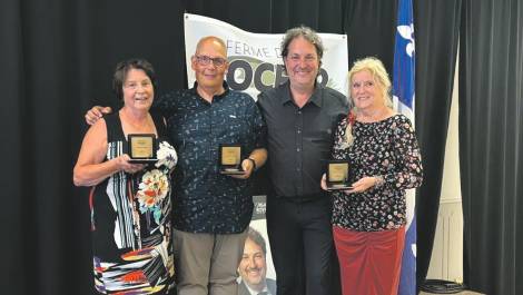 Remise des médailles à Cap-Saint-Ignace. (Photo de courtoisie)