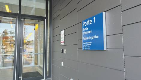 M. Pierre a comparu au palais de justice de Montmagny. (Photo: Katy Desjardins)