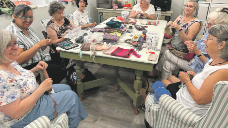 De gauche à droite: Marie, Isabelle, Denise, Rollande, Lucie, France, Gisèle et Doris. Les absentes sur la photo: Luce, Suzanne et Chantal. Photo de courtoisie.