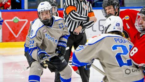 Xavier Fournier a inscrit son 100e point de la saison. Crédit photo : Yannick David.
