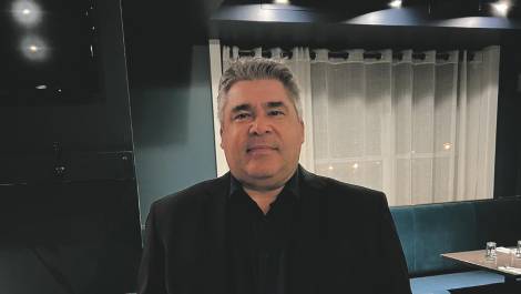 Le candidat à la mairie de Montmagny, Pierre Bouffard, à la suite des résultats des élections. Crédit photo : Édouard Bérubé.