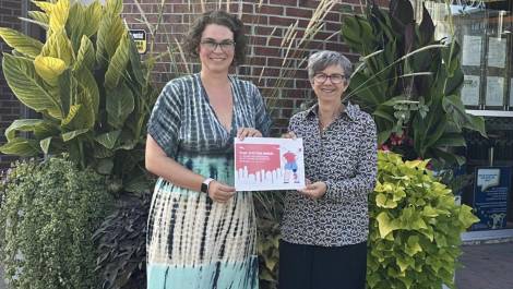 Gabrielle Brisebois et Mireille Thibault, élues porteuses du dossier pour le conseil municipal. Photo de courtoisie.