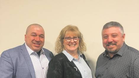 M. Frédéric Jean, Mme Chantal Côté et M. Bruno Gagné. (Photo de courtoisie)