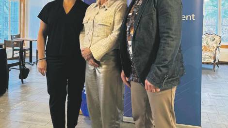 Isabelle Lecours, députée de Lotbinière-Frontenac, Amélie Dionne - Ministre du Tourisme et Jean-François Lachance, président de Tourisme Chaudière-Appalaches.