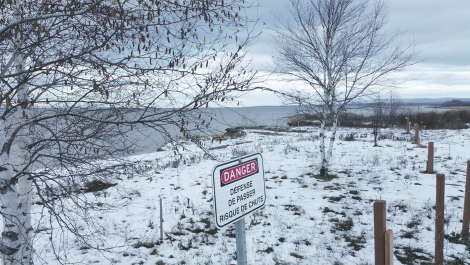 Le Camping a reculé à plusieurs reprises sa clotûre dans les dernières années à cause de l’érosion des berges.