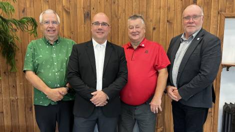 De gauche à droite, Gilles Labrecque, Stéphane Lévesque, Jean-Pierre Lebel et Normand Caron. Crédit photo : Édouard Bérubé.