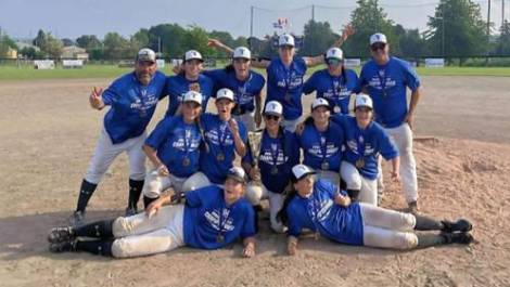 Les Tornades de Laval 21UAF ont remporté le tournoi. Crédit photo : David Thibault.