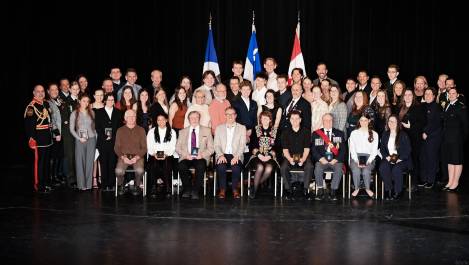Lors de la cérémonie de l’avant-midi. (Crédit: Photo: Cabinet de la Lieutenante-gouverneure du Québec)