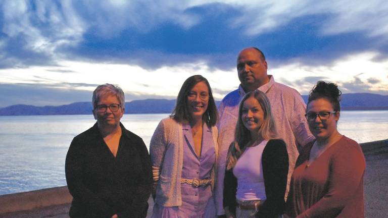 Sylvie Cloutier, Marie-Christine Pelletier, André Caron, Samantha Bernier et Julie Jean (Crédit photo: Katy Desjardins)