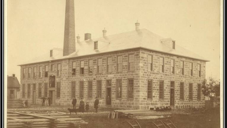 $!L’usine vers 1890.