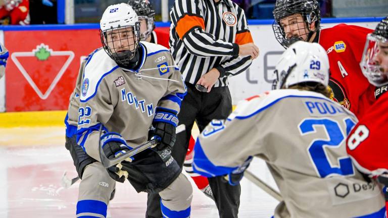Xavier Fournier a inscrit son 100e point de la saison. Crédit photo : Yannick David.